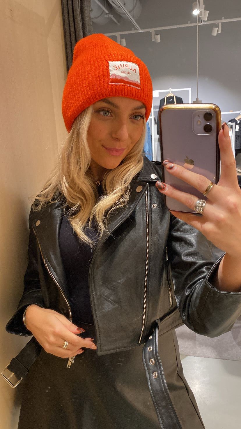 PCNEBRASKA Beanie - Tangerine Tango